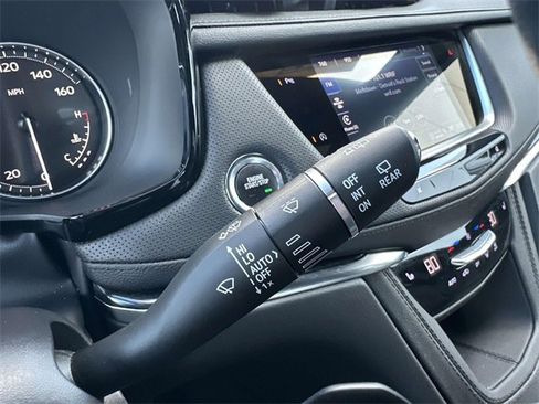 Certified 2023 Cadillac XT5 Premium Luxury image 44