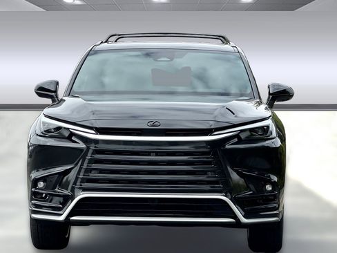 New 2026 Lexus TX 500h AWD image 5