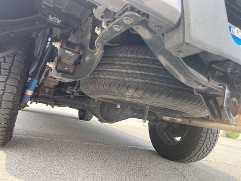 Used 2022 Toyota Tacoma TRD Sport AWD/4WD image 17