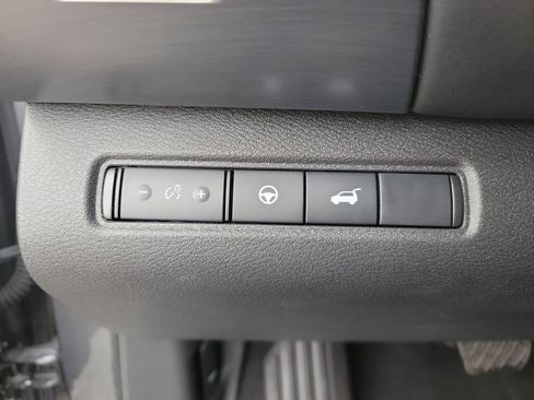 Used 2025 Nissan Pathfinder Rock Creek image 31