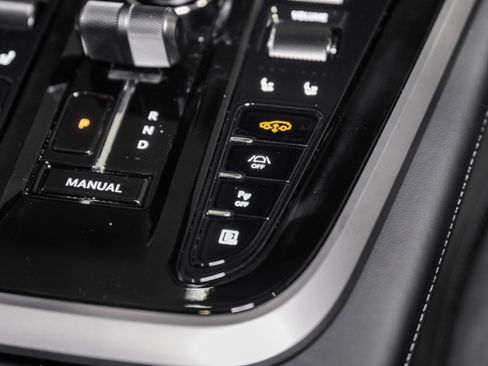 New 2026 Aston Martin DBX S image 37