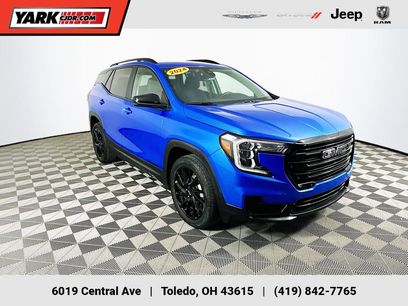 Used 2024 GMC Terrain SLE w/ Driver Convenience Package