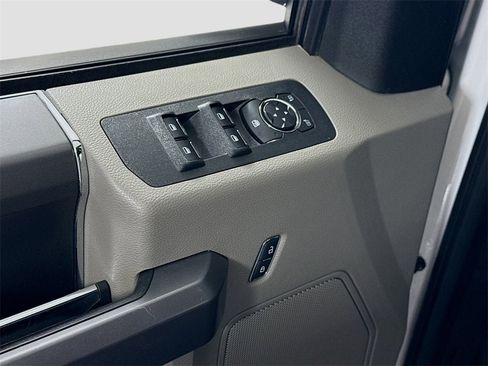 Used 2019 Ford F150 XLT w/ XTR Package image 11