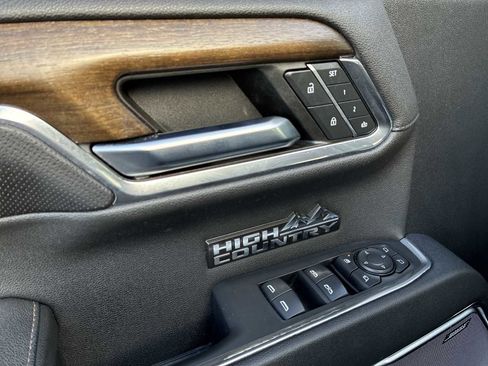 Certified 2024 Chevrolet Silverado 1500 High Country image 24