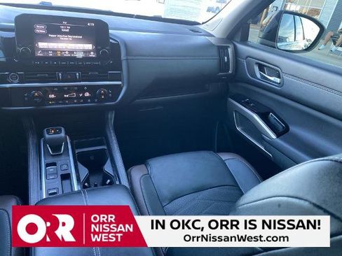 Certified 2024 Nissan Pathfinder Platinum w/ Cargo Package image 23