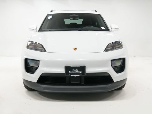 Used 2026 Porsche Macan 4 Electric AWD/4WD image 6