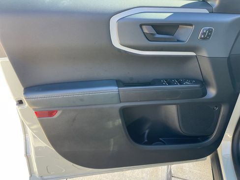 Used 2024 Ford Bronco Sport Outer Banks w/ Tech Package image 10