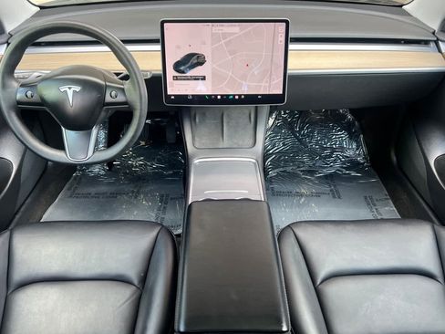 Used 2022 Tesla Model 3 Long Range AWD/4WD image 3