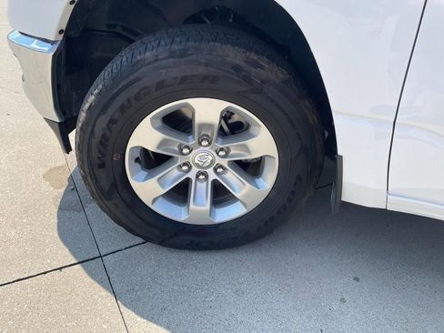 Used 2024 RAM 1500 Laramie image 23