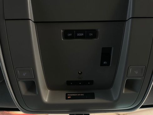 Used 2017 Chevrolet Silverado 1500 LTZ w/ LTZ Plus Package AWD/4WD image 38