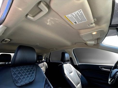 Used 2024 Ford Edge Titanium image 28