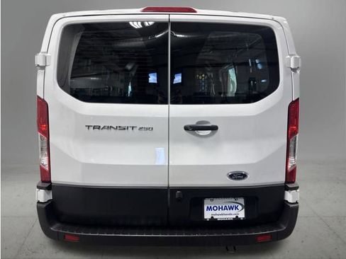 Used 2025 Ford Transit 250 Low Roof w/ Exterior Upgrade Package RWD image 4