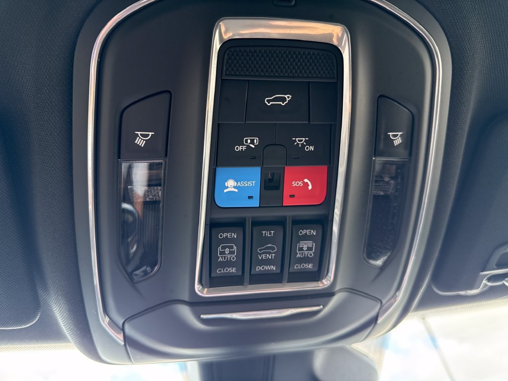 Used 2026 Jeep Grand Cherokee Limited AWD/4WD image 51