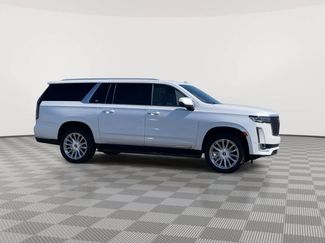 Used 2021 Cadillac Escalade ESV Premium Luxury w/ Performance Package video 2
