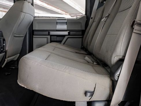 Used 2019 Ford F250 XLT w/ XLT Premium Package AWD/4WD image 36