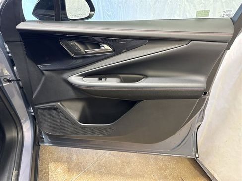 Used 2024 Chevrolet Blazer EV RS image 27