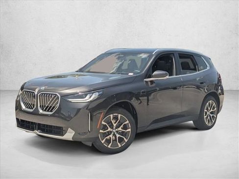 Used 2025 BMW X3 xDrive30i w/ Premium Package image 1