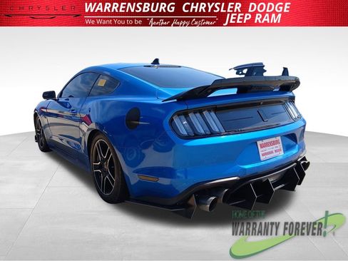 Used 2020 Ford Mustang GT RWD image 5