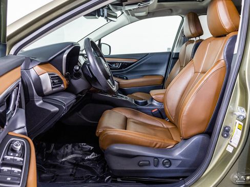 Used 2024 Subaru Outback Touring AWD/4WD image 27