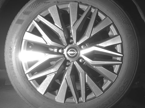 Used 2025 Nissan Altima 2.5 SV FWD image 15