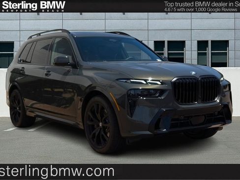 New 2026 BMW X7 xDrive40i w/ M Sport Package AWD/4WD image 1