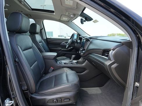Used 2020 Chevrolet Traverse Premier AWD/4WD image 22