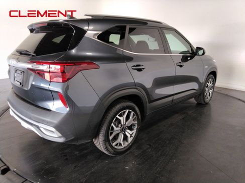 Used 2023 Kia Seltos EX image 6
