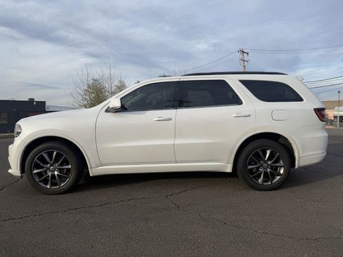 Used 2017 Dodge Durango GT w/ Premium Group image 4