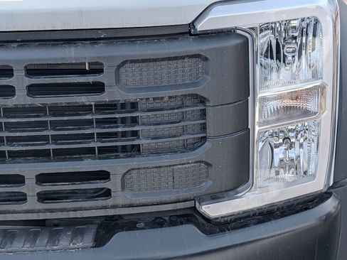 New 2025 Ford F550 4x4 Regular Cab Super Duty image 10