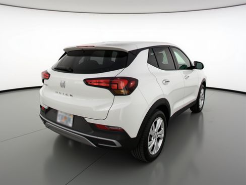 Used 2025 Buick Encore GX Preferred FWD image 9