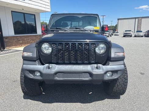 Used 2020 Jeep Gladiator Sport w/ Quick Order Package 24S AWD/4WD image 10