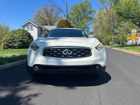 Used 2010 INFINITI FX35 AWD w/ Premium Pkg image 3