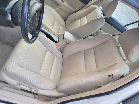 Used 2005 Acura TSX FWD image 4