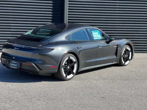 New 2025 Porsche Taycan image 7