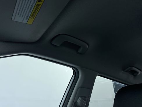 Used 2022 Kia Seltos S FWD image 15