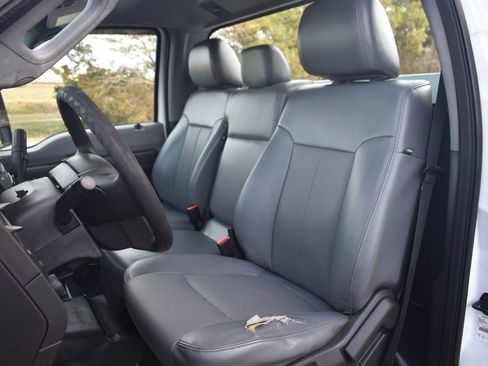 Used 2013 Ford F250 XL w/ PWR Equipment Group image 2