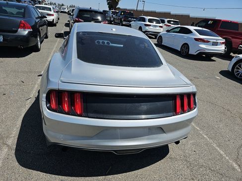 Used 2017 Ford Mustang Premium RWD image 8