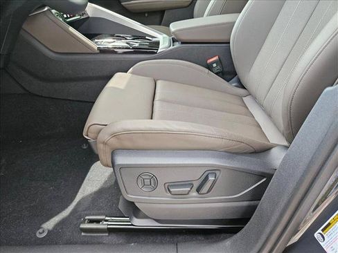 New 2025 Audi Q5 Premium Plus w/ Premium Plus AWD/4WD image 4
