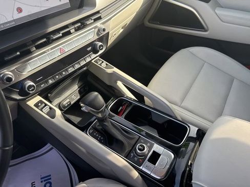 Certified 2023 Kia Telluride S AWD/4WD image 19