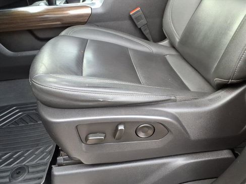 Used 2024 Chevrolet Silverado 1500 LT Trail Boss w/ Convenience Package II AWD/4WD image 16