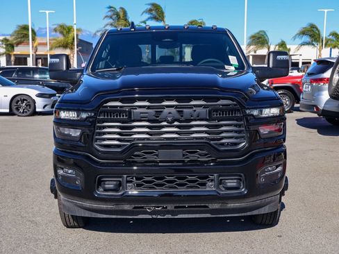 New 2026 RAM 3500 Big Horn AWD/4WD image 9