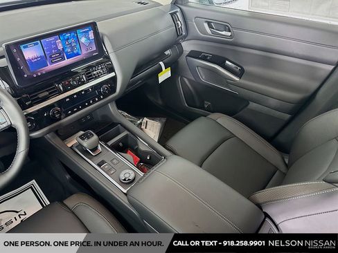 New 2026 Nissan Pathfinder SL AWD/4WD image 24
