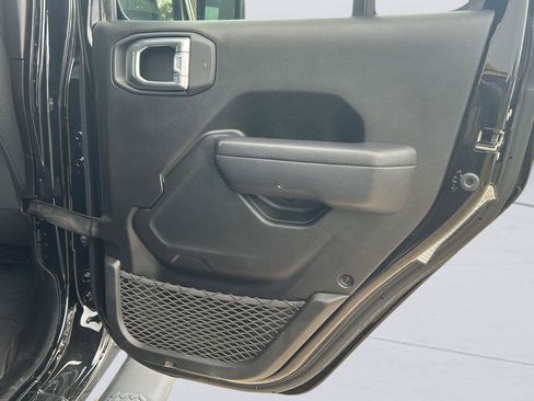 Used 2024 Jeep Wrangler Unlimited Sport AWD/4WD image 22