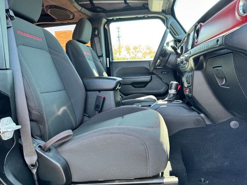 Used 2023 Jeep Wrangler Rubicon AWD/4WD image 10