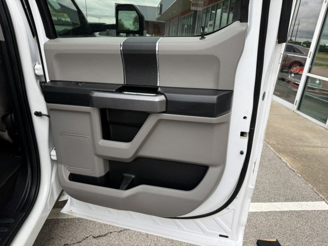 Used 2019 Ford F350 XLT w/ XLT Premium Package AWD/4WD image 22