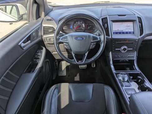 Used 2019 Ford Edge ST w/ Equipment Group 401A image 19