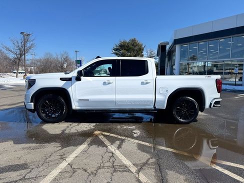Used 2024 GMC Sierra 1500 Elevation image 2