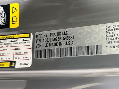 Used 2023 Jeep Gladiator Sport AWD/4WD image 31