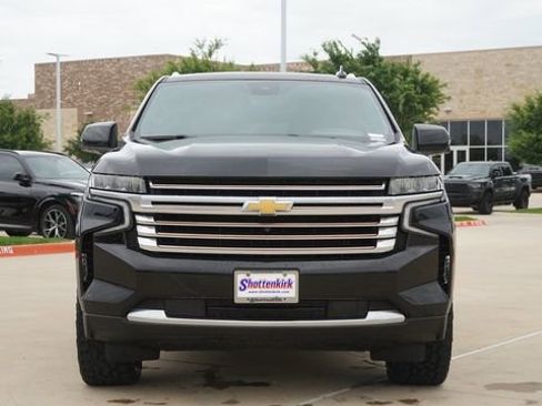 Used 2023 Chevrolet Tahoe High Country AWD/4WD image 2