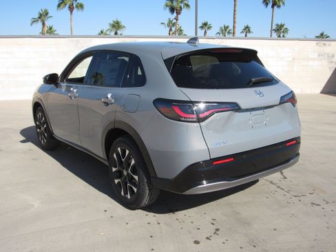 New 2026 Honda HR-V EX-L image 5